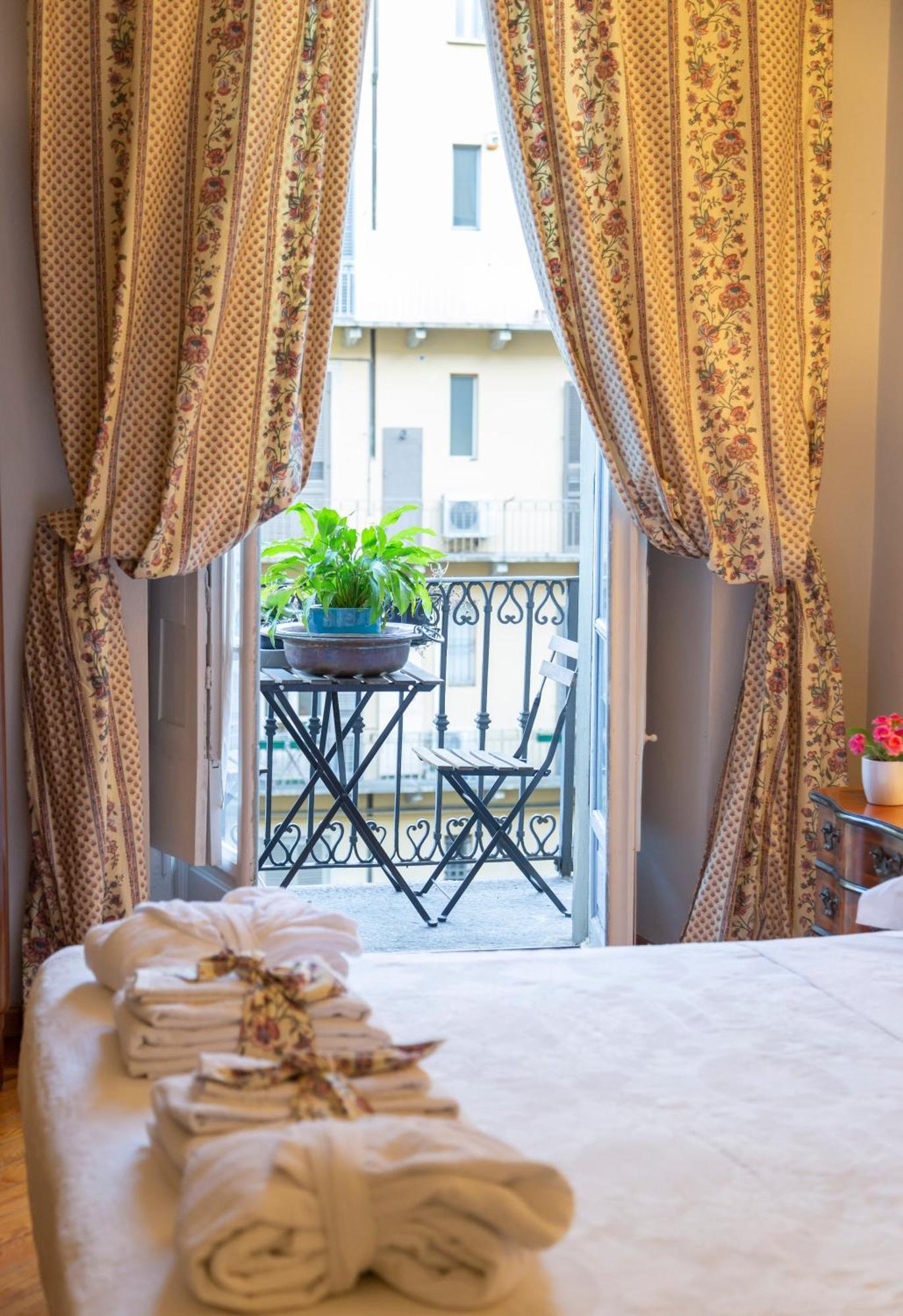 La Luna E I Falo Luxury Accomodation Τορίνο Εξωτερικό φωτογραφία