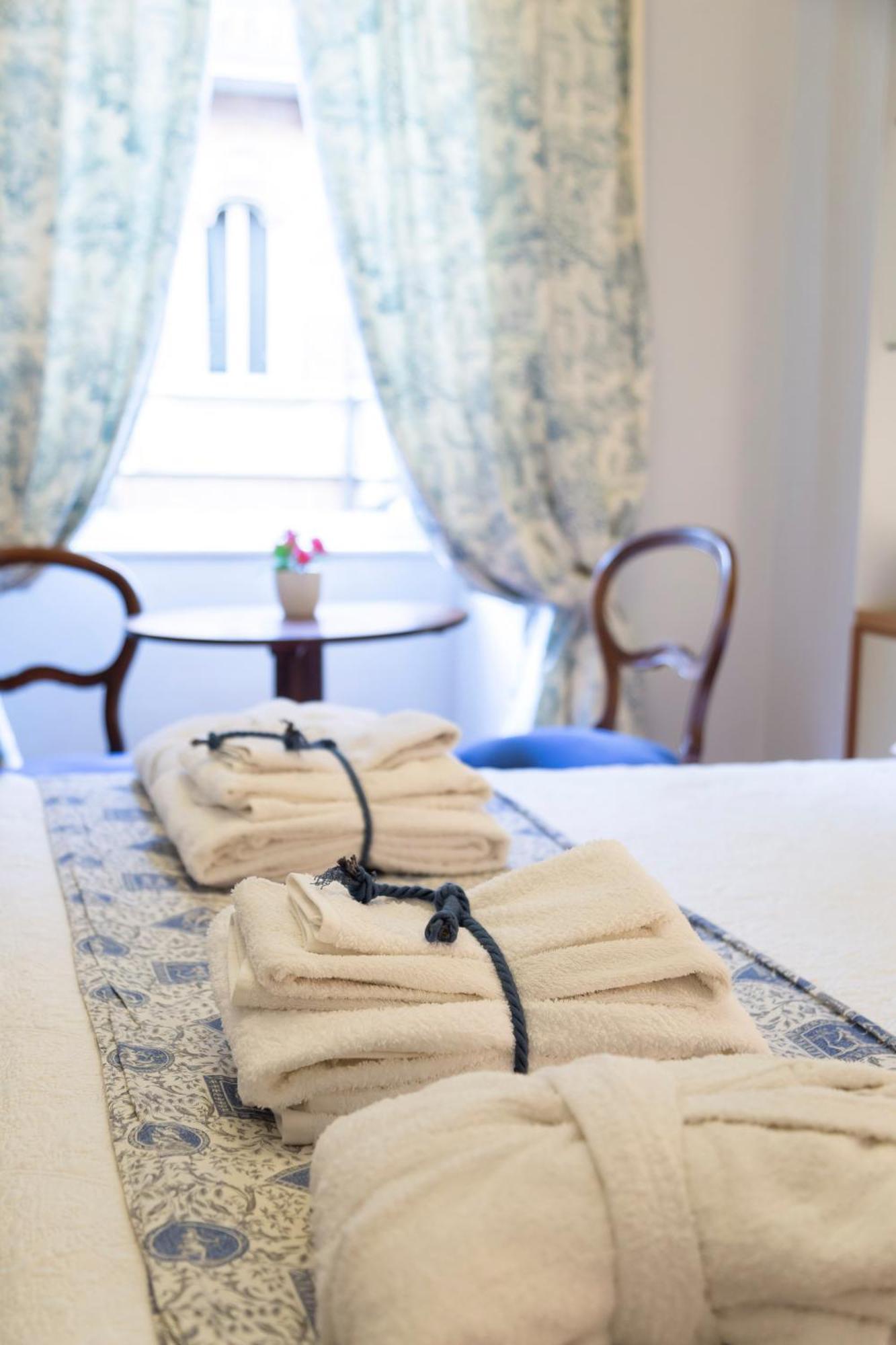 La Luna E I Falo Luxury Accomodation Τορίνο Εξωτερικό φωτογραφία
